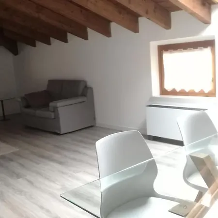 Relais + Private Parking Verona